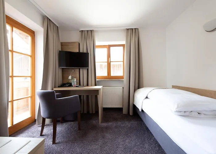 Haflhof 3* 에그마팅