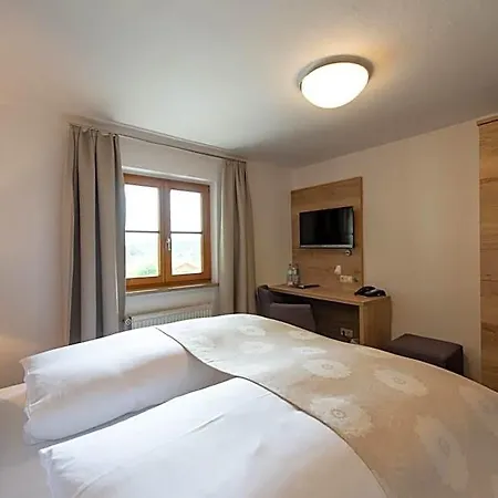Haflhof 3* Egmating